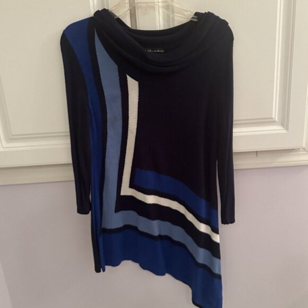United States Sweaters Cowl Neck Asymmetrical Tunic Top Blue Geometric M